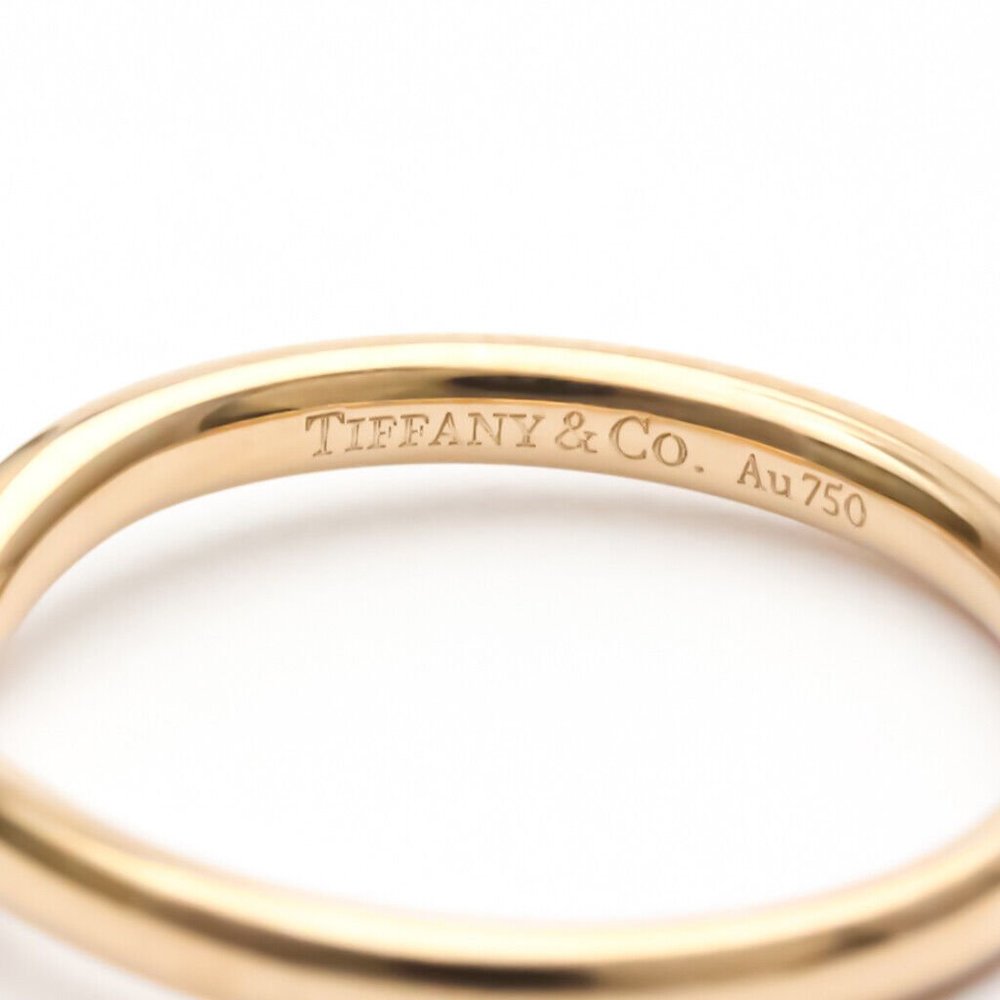 Elegant Rose Gold Ring with Diamonds - Picture 6 of 9